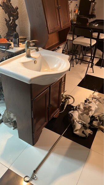 Set baie complet vintage - mobilier lemn, baterii si calorifer alama